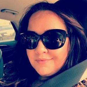 Meet your Posher, Elana